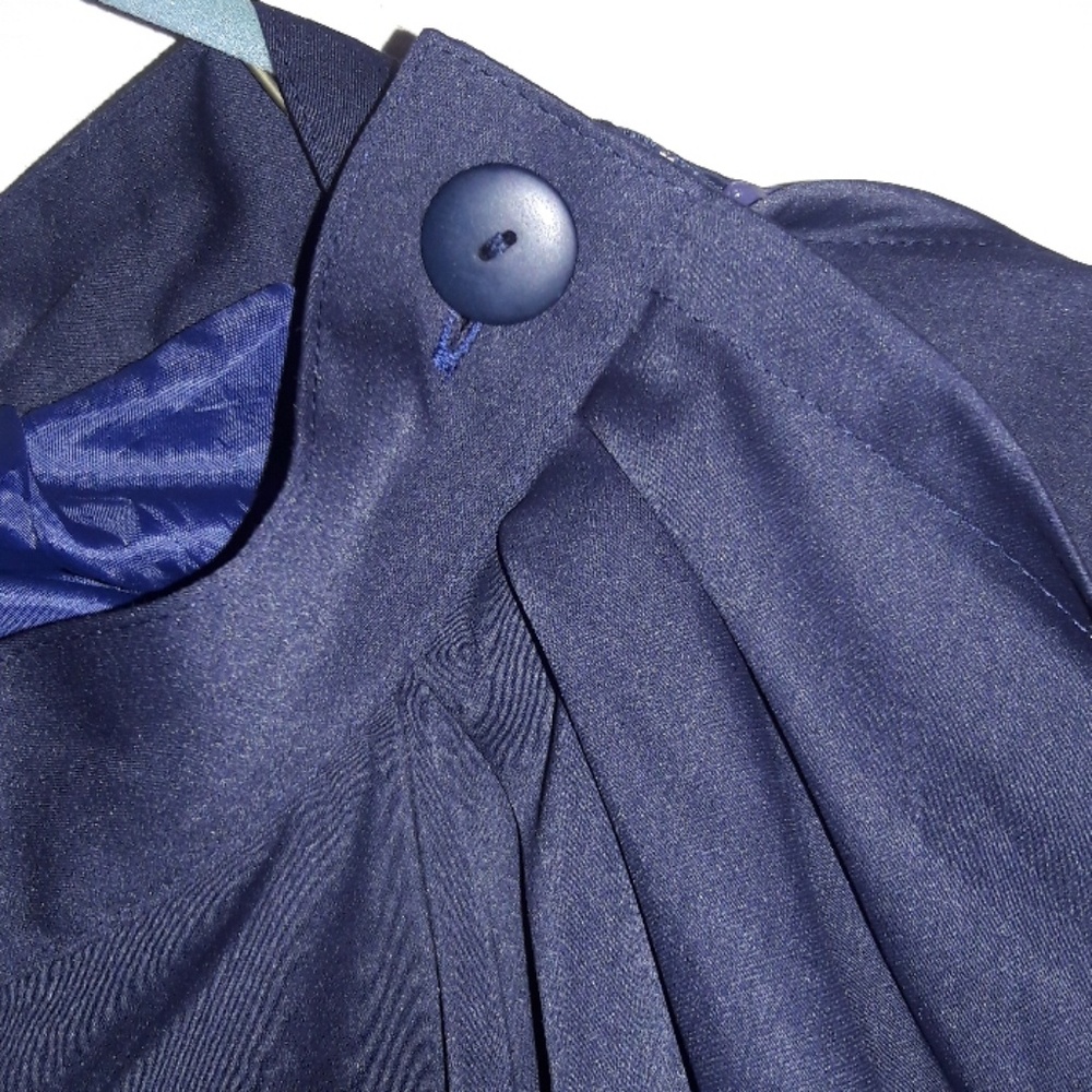 Skirt - Picture 3 of 3
